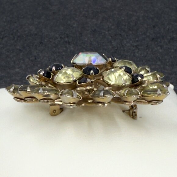 Vtg Gold Tone Yellow Black Aurora Borealis Brooch Pin Sedge UV Reactive Uranium - Picture 3 of 14